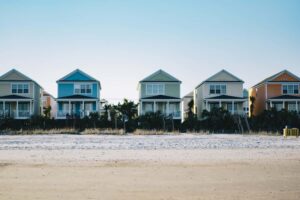 Como evitar pragas urbanas na sua casa de praia?